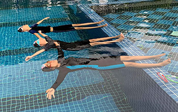 Arm recovery and shoulder-led backstroke swimming                                                                        